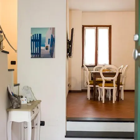 Casa Vacanze Tra Le Mura Levanto Exterior photo